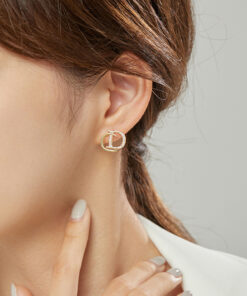 Alternative view of 鑲鑽CD字母耳環