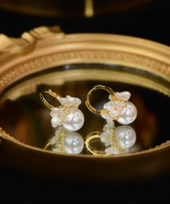 Alternative view of 花朵珍珠耳環